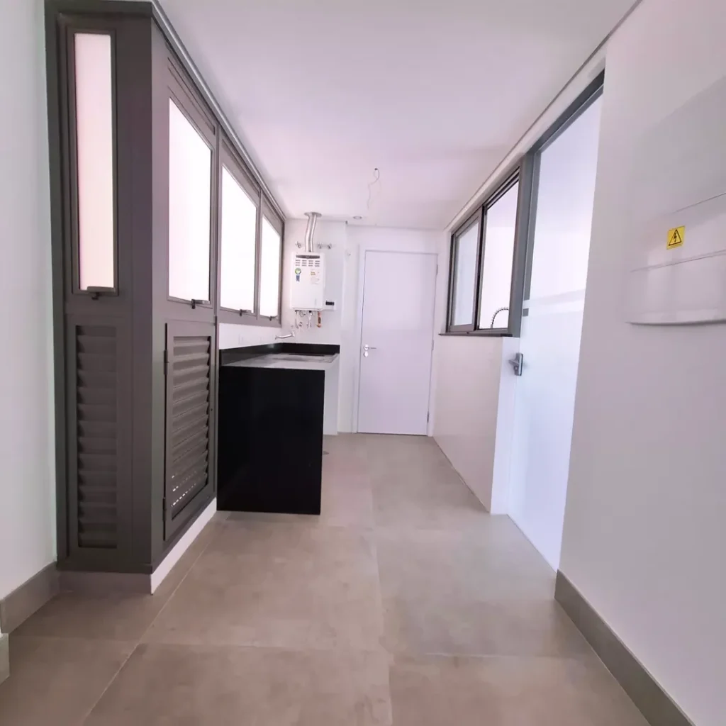 SnapInsta.to_591014444_18526559356068093_8336952828565256336_n